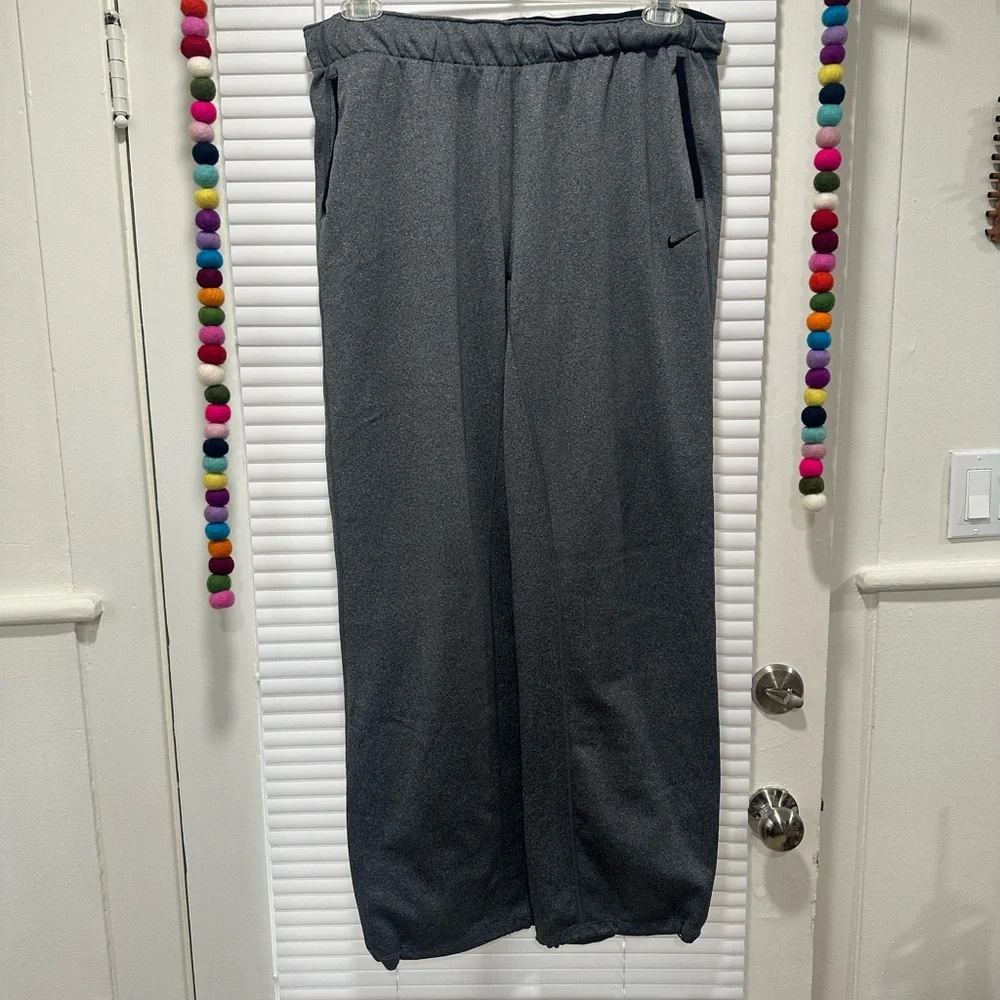 Nike Women's Basketball Sweatpants - Charcoal Gray